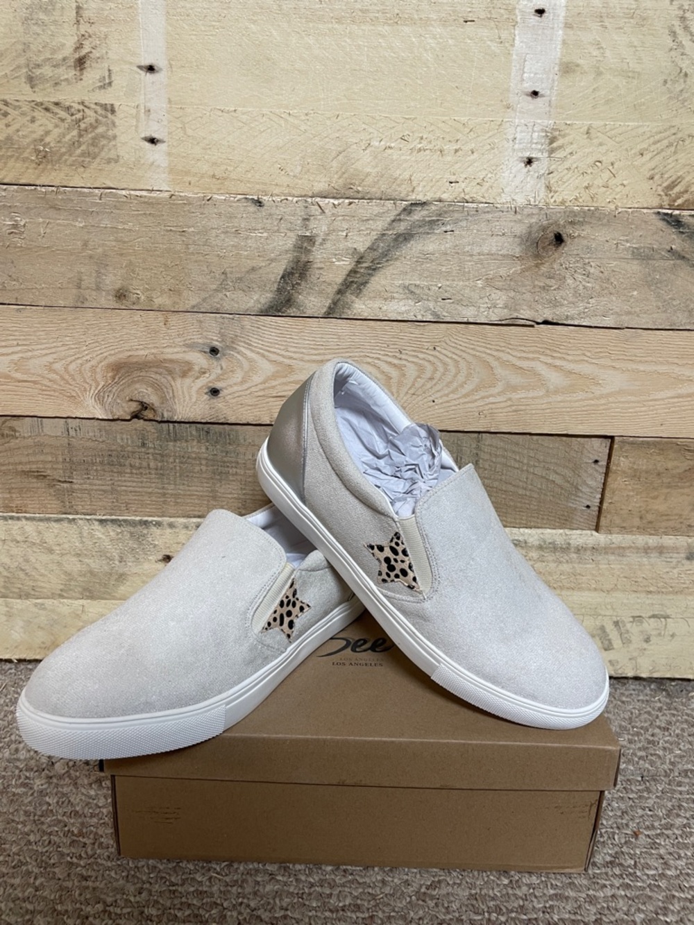 Let’s See Style size 10 Slip-On Loafer Sneakers- Beige with Leopard Accent